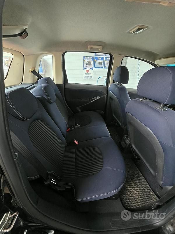 Usata Lancia Musa 95 CV (69 kW) 2008 Nero Monovolume