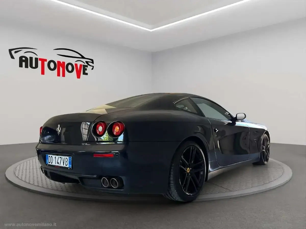 Usata Ferrari 612 540 CV (397 kW) 2006 Blu/azzurro Coupé