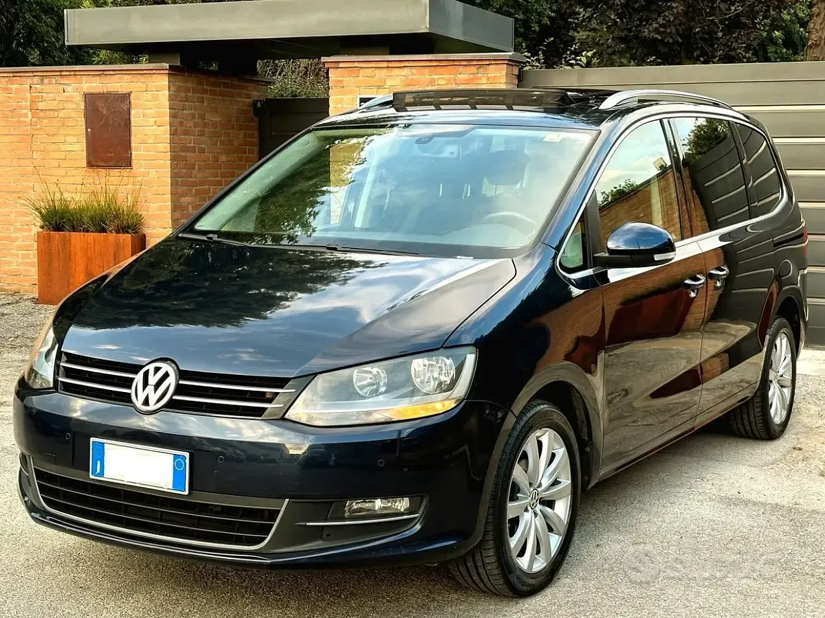 Usata VW Sharan 140 CV (102 kW) 2014 Blu Monovolume