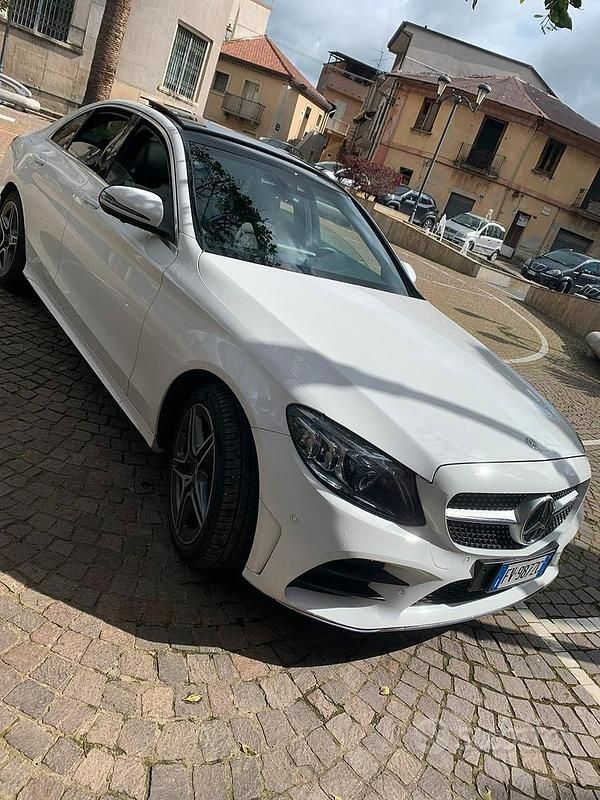 Usata Mercedes 220 170 CV (125 kW) 2019 Bianco Berlina