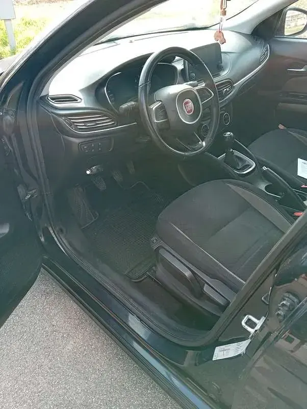 Usata Fiat Tipo Lounge 120 CV (88 kW) 2017 Station wagon