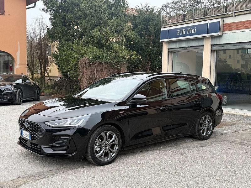 Usata Ford Focus ST-Line 126 CV (92 kW) 2025 Nero Station wagon
