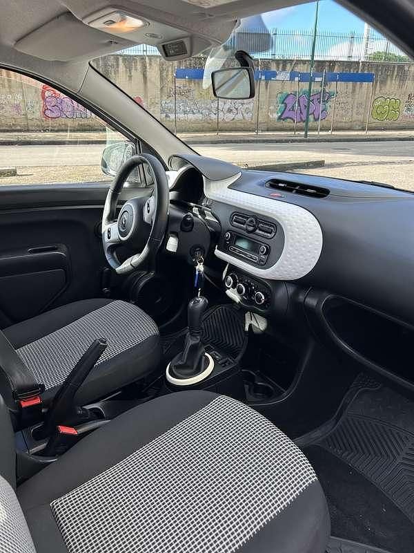 Usata Renault Twingo SE 71 CV (52 kW) 2016 Utilitaria