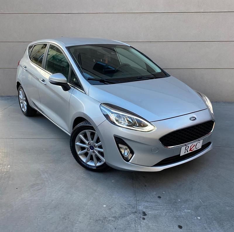 Usata Ford Fiesta 85 CV (62 kW) 2019 Argento Utilitaria