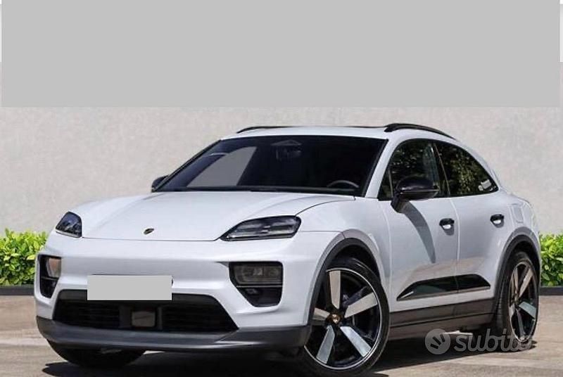 Bianco Usata 2025 Porsche Macan 4 Electric SUV | 75.000 € (Buon prezzo) - Immagine 1/4