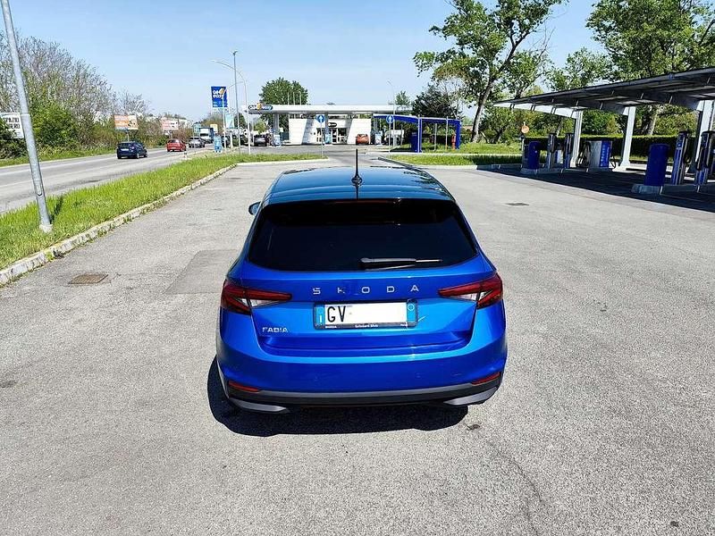Usata Skoda Fabia Style 116 CV (85 kW) 2024 Blu/azzurro Utilitaria