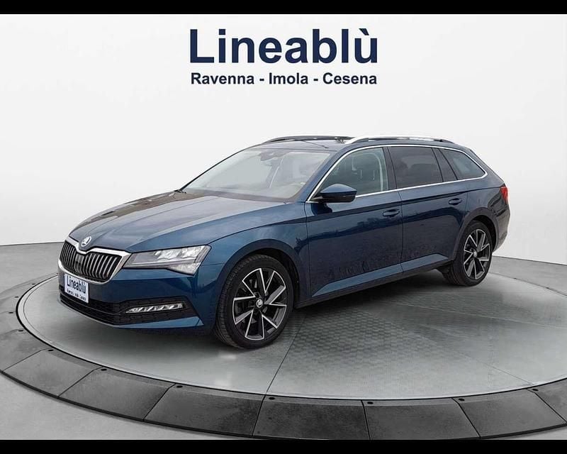 Usata Skoda Superb Executive 200 CV (147 kW) 2022 Blu/azzurro Station wagon