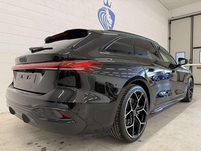 Nuova Audi A5 S-Line 204 CV (150 kW) 2026 Nero mythonos Station wagon