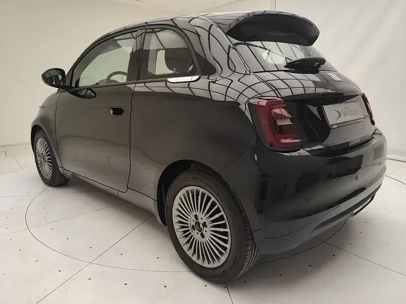 Nuova Fiat 500 65 CV (47 kW) 2025 Nero Berlina