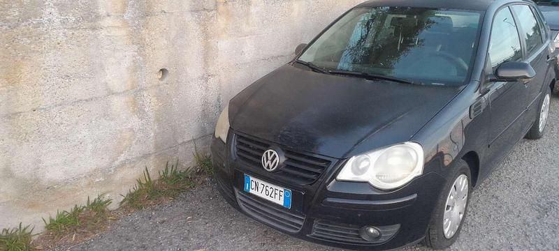 Usata VW Polo Comfortline 75 CV (55 kW) 2006 Utilitaria