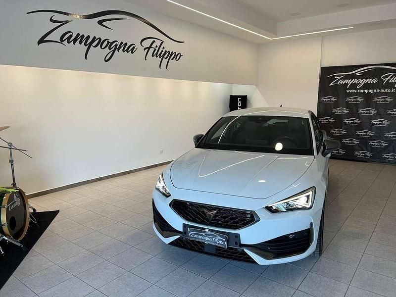 Usata Cupra Leon 150 CV (110 kW) 2024 Bianco Berlina