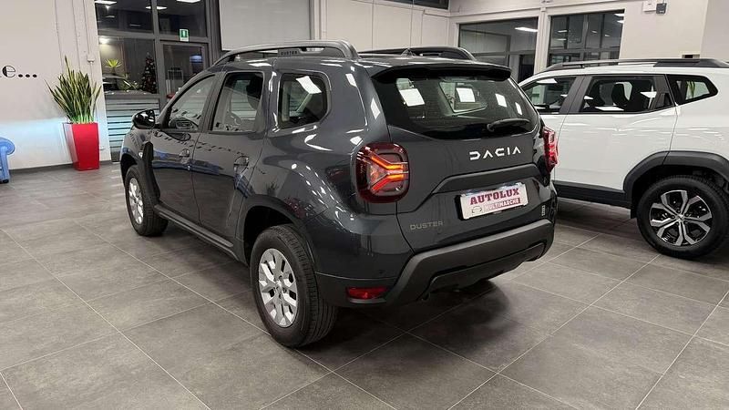 Usata Dacia Duster Comfort 91 CV (66 kW) 2023 Grigio SUV