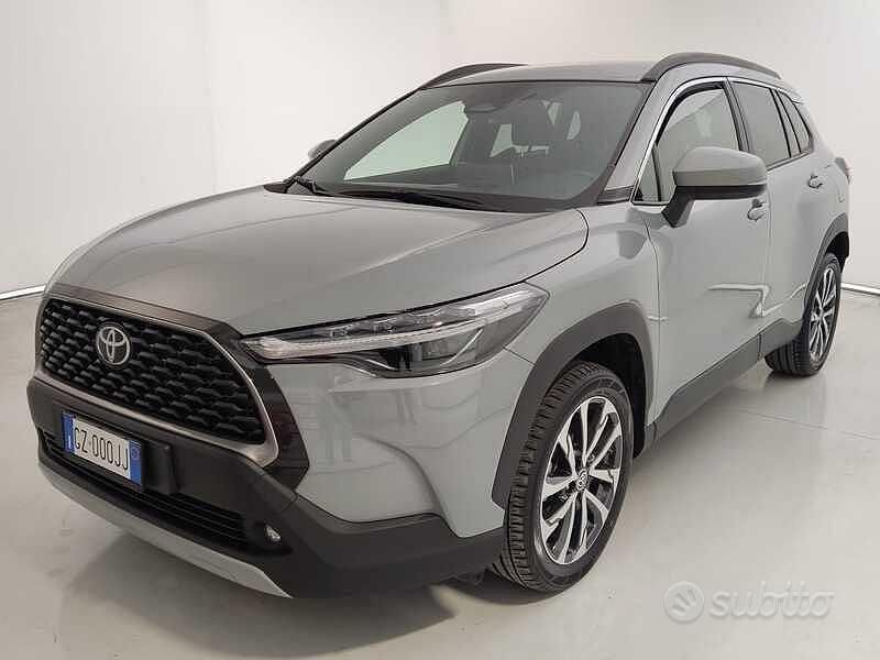 Usata Toyota Corolla Cross Trend 140 CV (102 kW) 2025 Grigio SUV