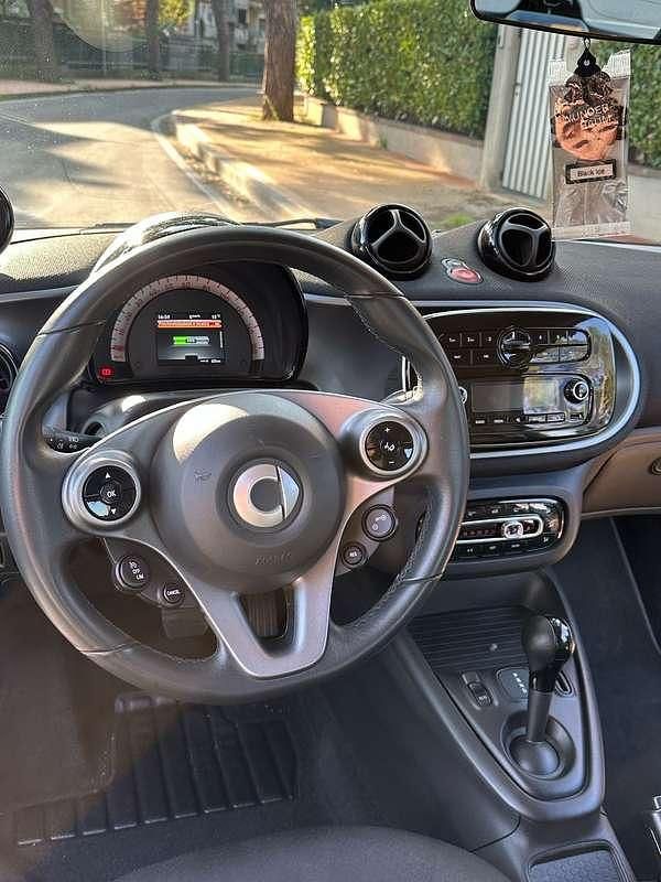 Usata Smart ForTwo Coupé Passion 61 kW (84 CV) 2020 Utilitaria