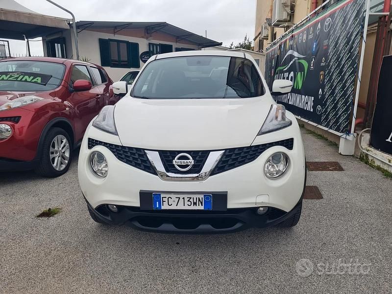 Usata Nissan Juke Tekna 110 CV (80 kW) 2016 Bianco SUV