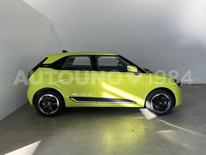 Nuova DongFeng Box 69 kW (95 CV) 2025 Giallo Utilitaria