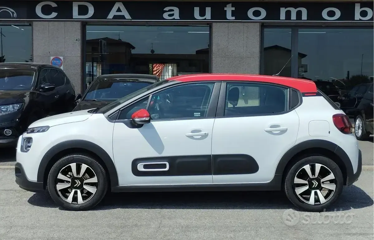Usata Citroën C3 Shine 83 CV (61 kW) 2023 Bianco Utilitaria