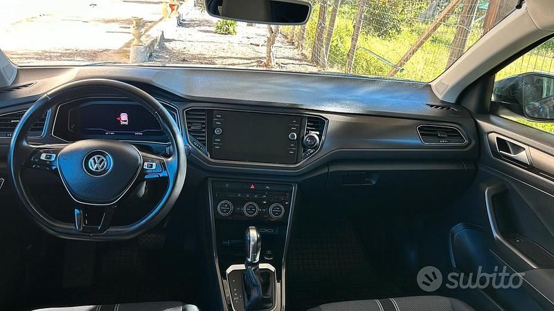 Usata VW T-Roc 150 CV (110 kW) 2019 Grigio SUV