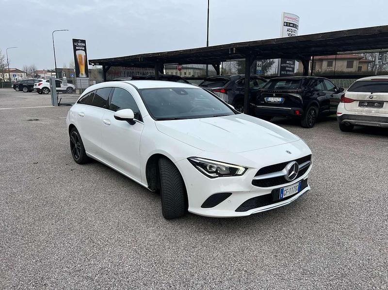 Usata Mercedes CLA220 Shooting Brake 190 CV (139 kW) 2020 Bianco Station wagon