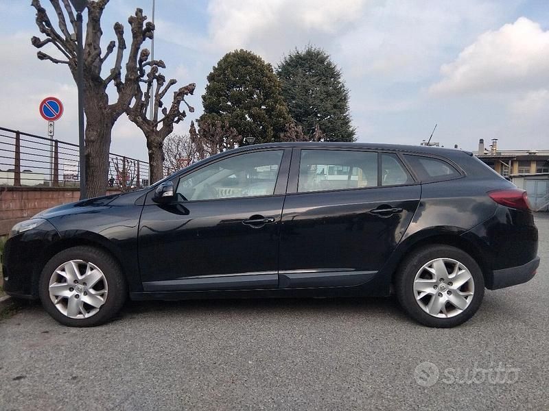 Usata Renault Mégane GrandTour 110 CV (80 kW) 2012 Nero Station wagon
