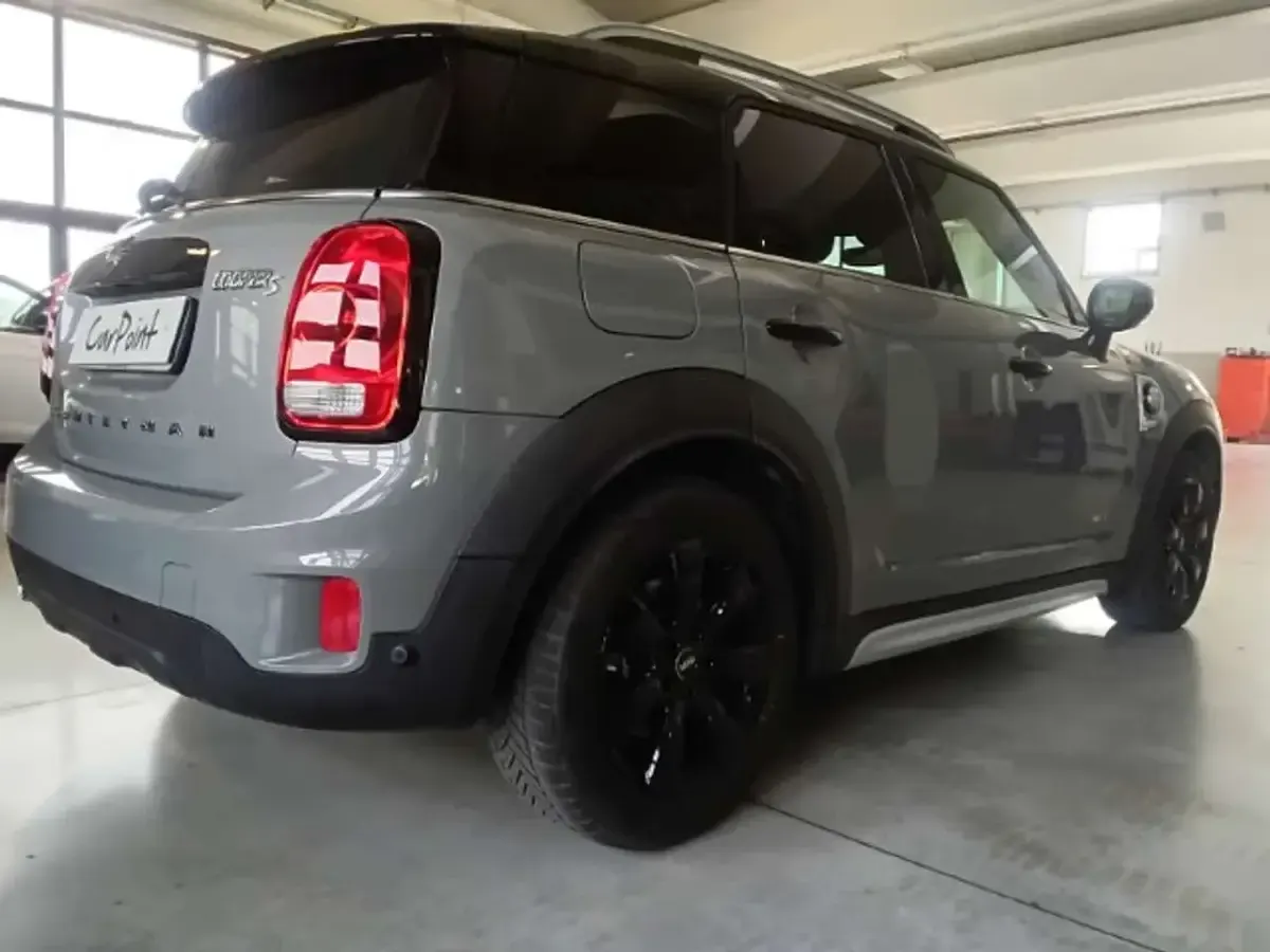 Usata Mini Cooper Countryman Business 136 CV (100 kW) 2020 Argento SUV