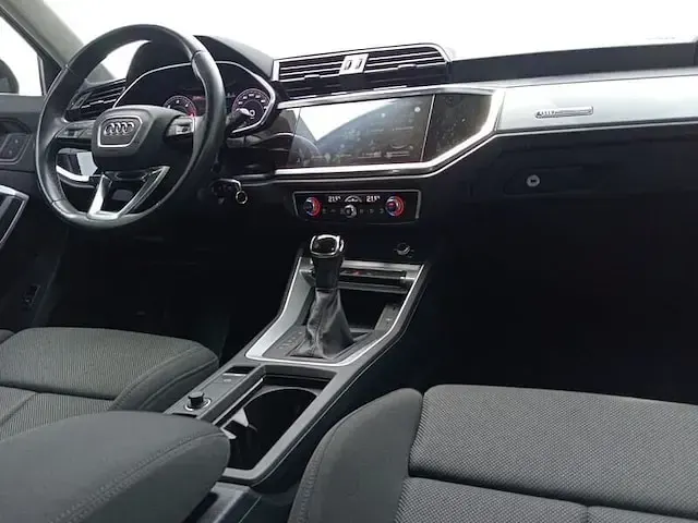 Usata Audi Q3 Sportback S-Line 150 CV (110 kW) 2021 Nero mythos metallizzato SUV