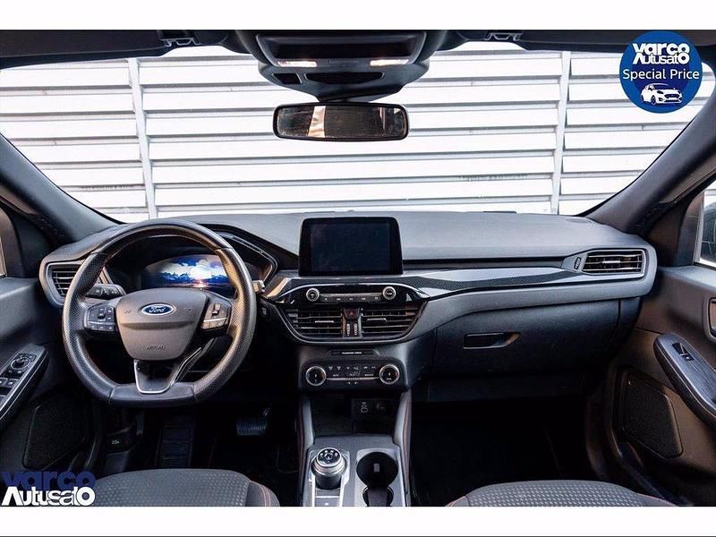 Usata Ford Kuga ST-Line 190 CV (139 kW) 2022 Grigio SUV