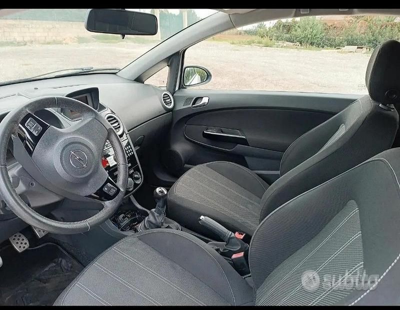 Usata Opel Corsa S 95 CV (69 kW) 2015 Berlina