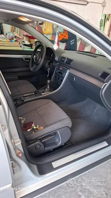 Usata Audi A4 140 CV (102 kW) 2010 Grigio Station wagon