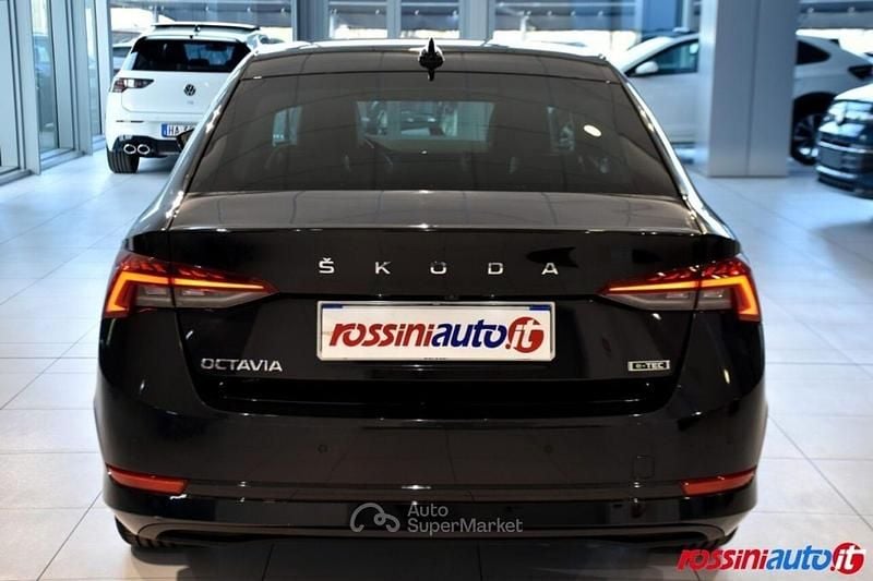 Usata Skoda Octavia Style 150 CV (110 kW) 2022 Nero Berlina