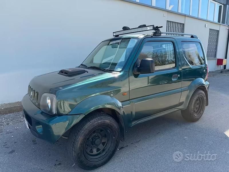 Usata Suzuki Jimny 82 CV (60 kW) 2004 Verde SUV