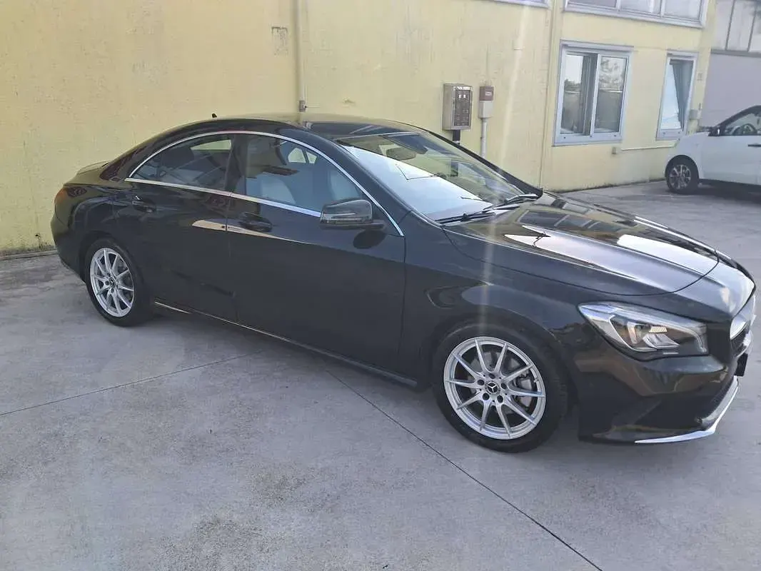 Usata Mercedes CLA200 Premium 136 CV (100 kW) 2017 Nero Coupé