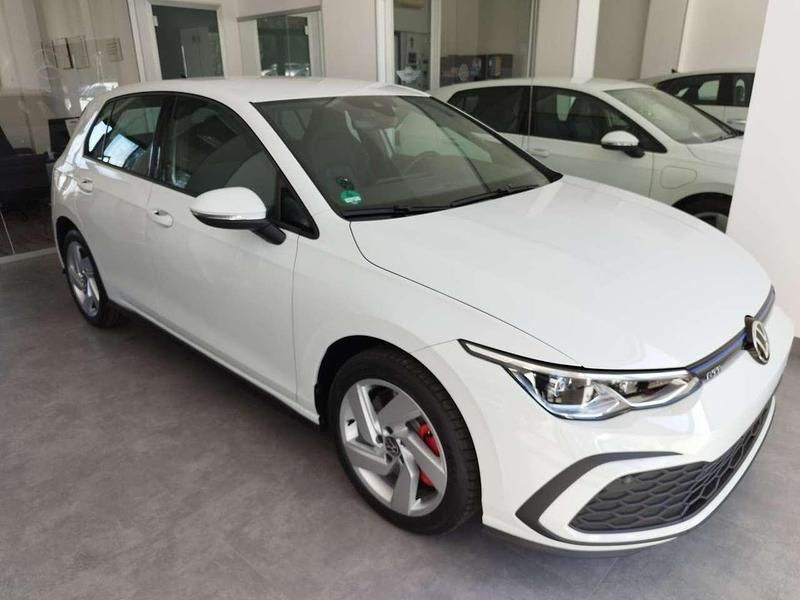 Bianco Usata 2020 VW Golf VIII GTE Tre volumi | 18.500 € (Buon prezzo) - Immagine 1/4