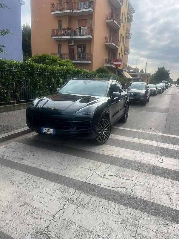Usata Porsche Cayenne 2019 Nero SUV