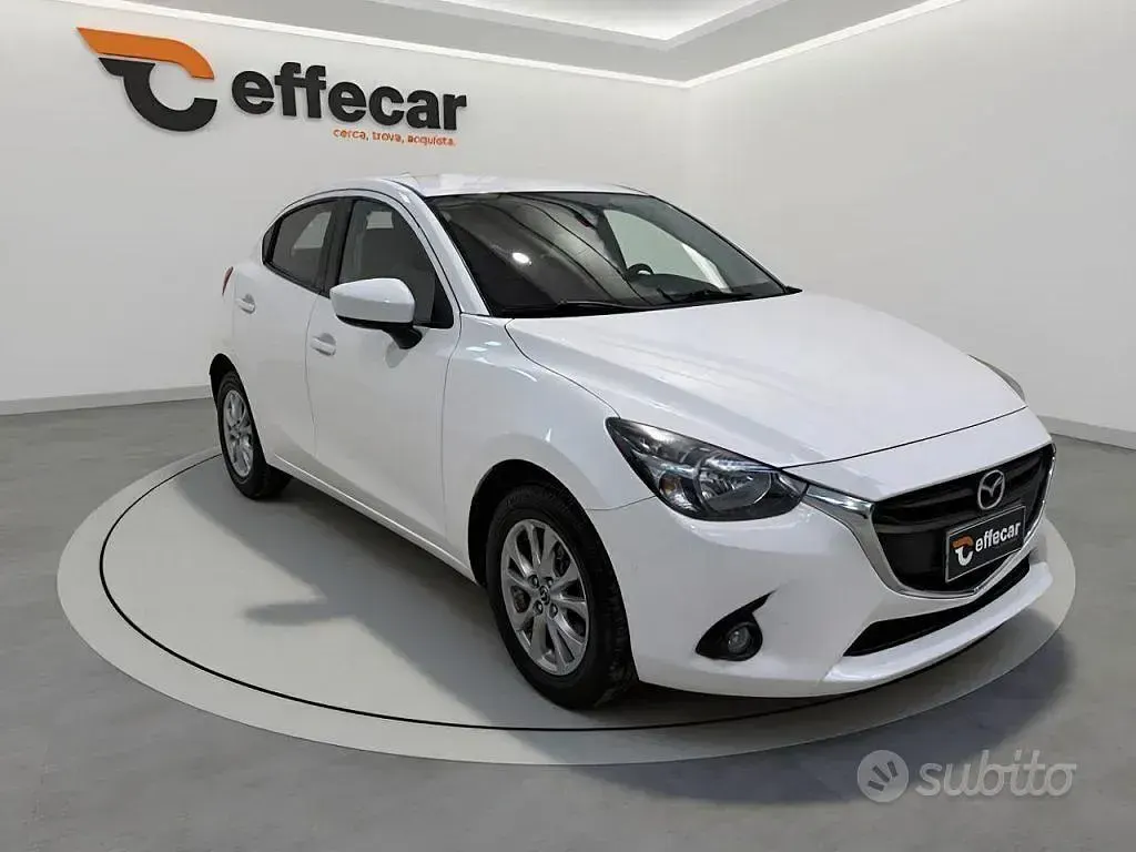 Usata Mazda 2 Exceed 105 CV (77 kW) 2016 Bianco Berlina