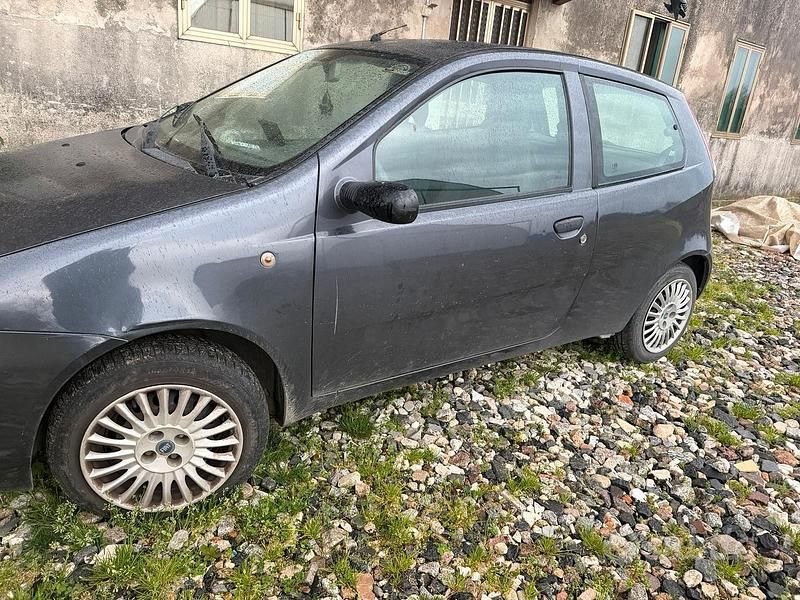 Usata Fiat Punto 2004 Grigio Utilitaria