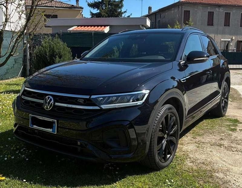 Usata VW T-Roc R-line 150 CV (110 kW) 2022 Nero SUV