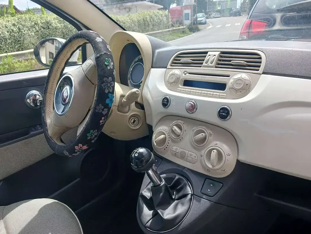 Usata Fiat 500 Lounge 95 CV (69 kW) 2011 Bianco Utilitaria