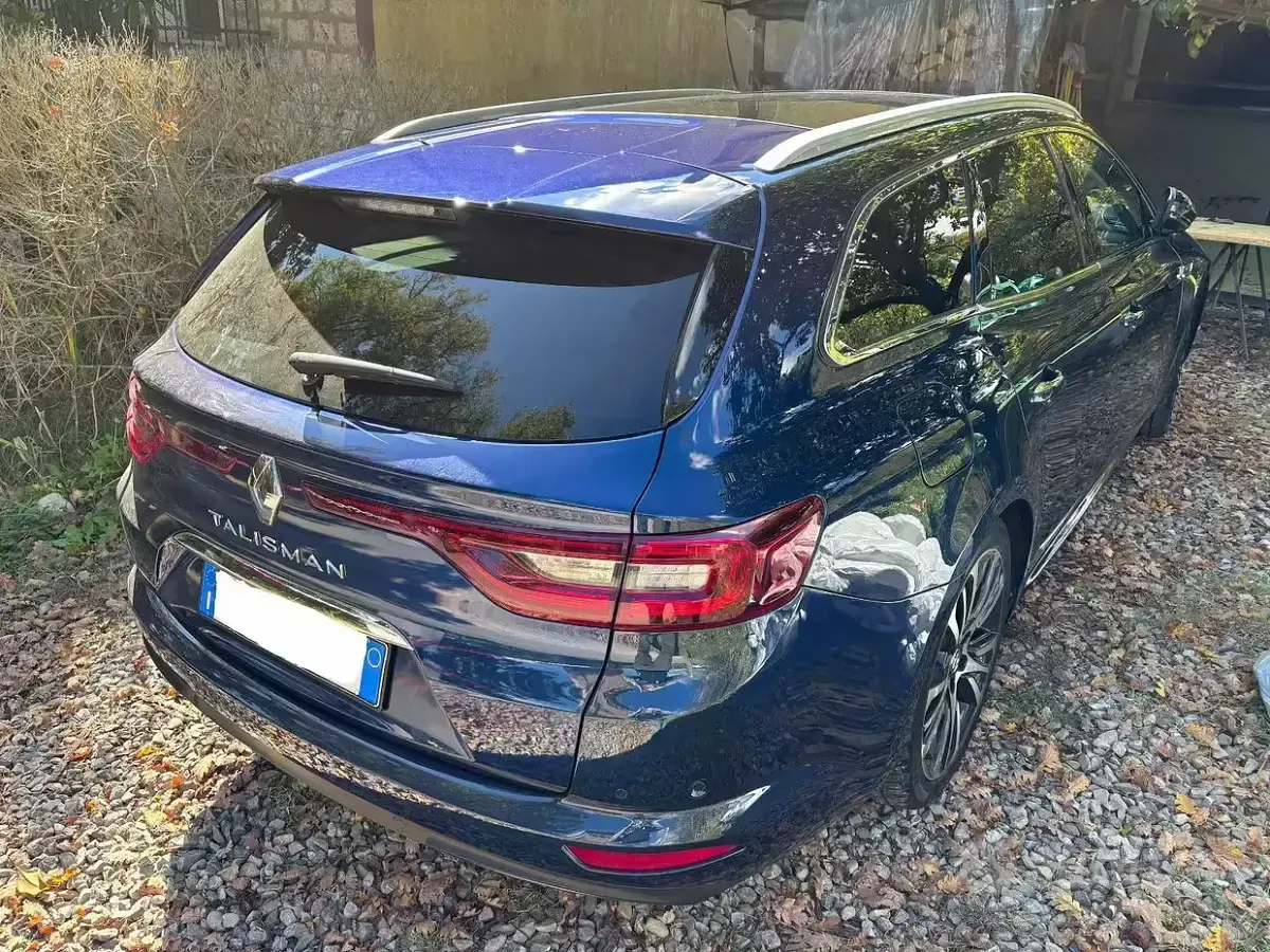 Usata Renault Talisman Initiale Paris 200 CV (147 kW) 2019 Blu Station wagon