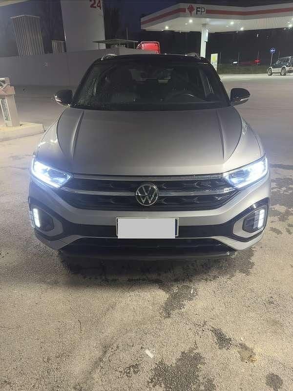 Usata VW T-Roc R-line 116 CV (85 kW) 2023 SUV