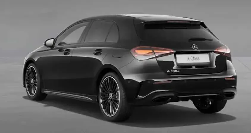 Nuova Mercedes A180 AMG line 116 CV (85 kW) 2026 Nero cosmo Berlina