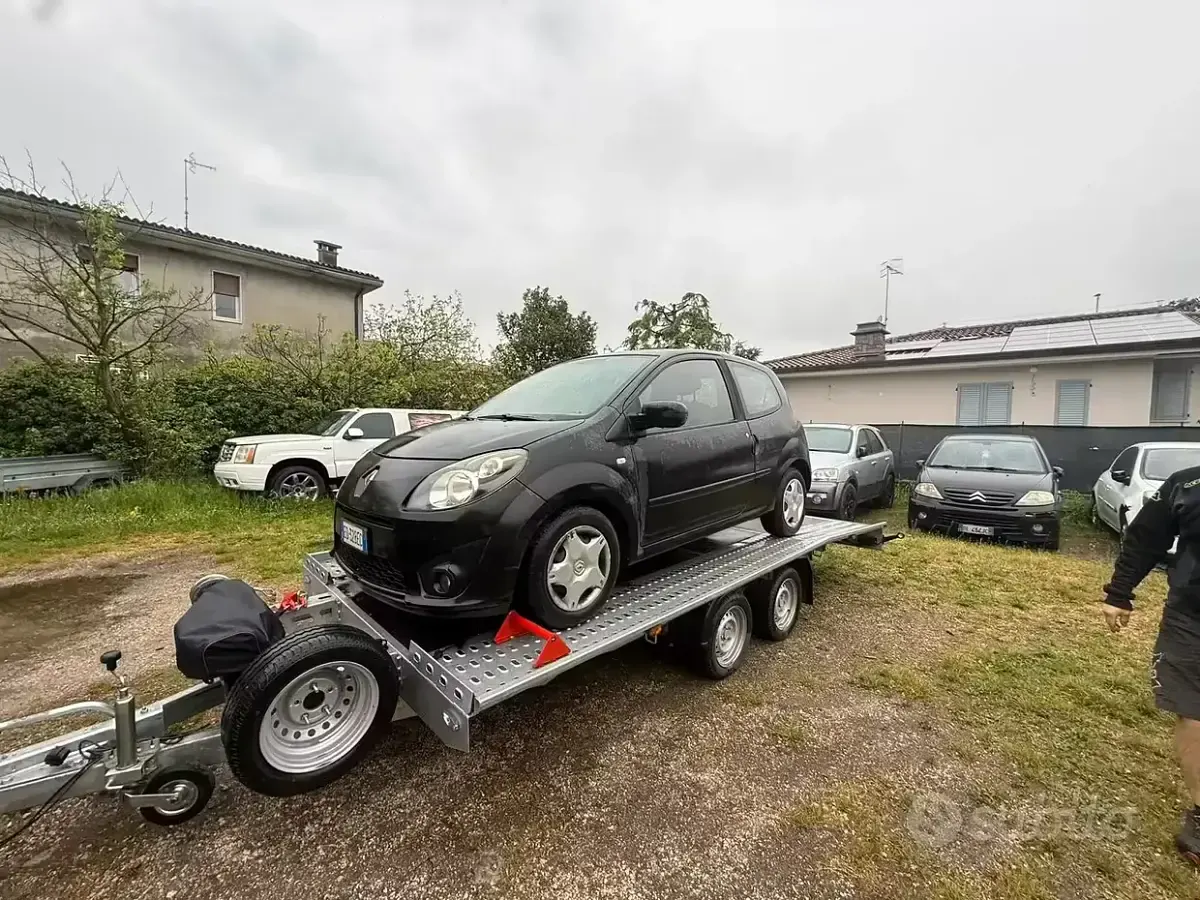 Usata Renault Twingo 75 CV (55 kW) 2010 Nero Utilitaria