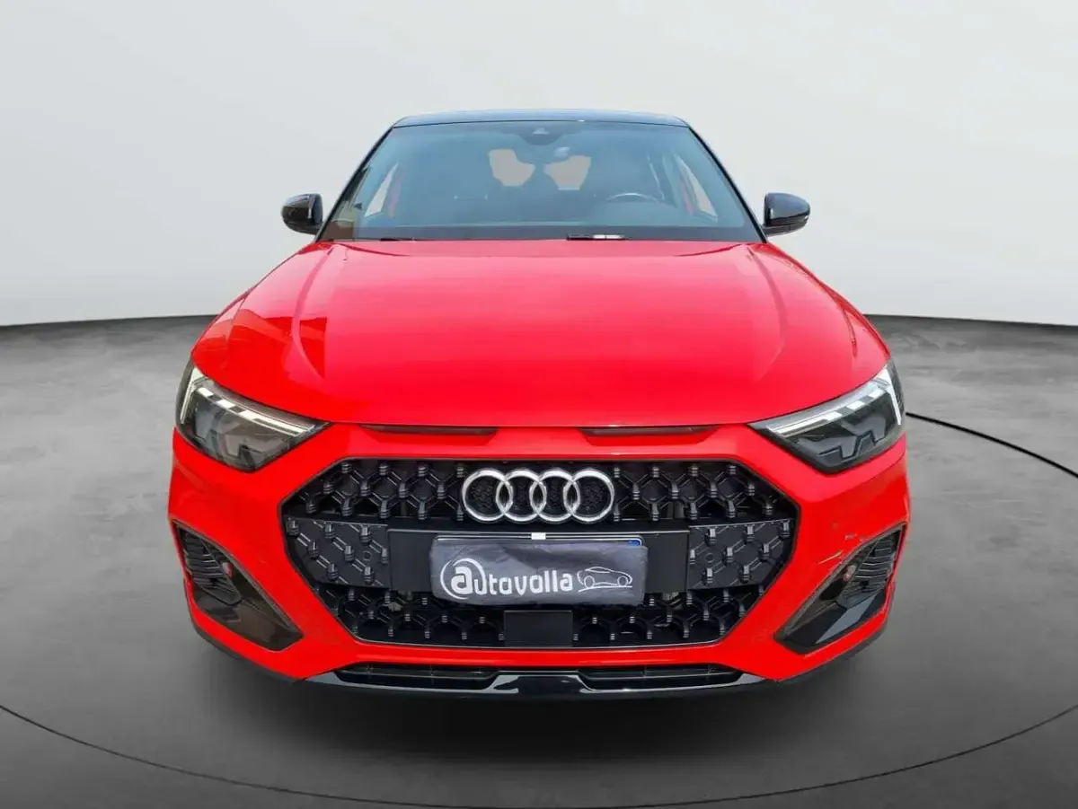 Usata Audi A1 Admired 95 CV (69 kW) 2021 Rosso tetto nero SUV