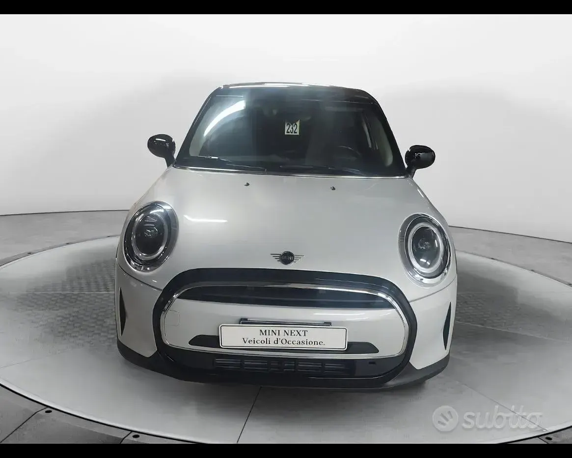Usata Mini Cooper Classic 136 CV (100 kW) 2022 Bianco Utilitaria