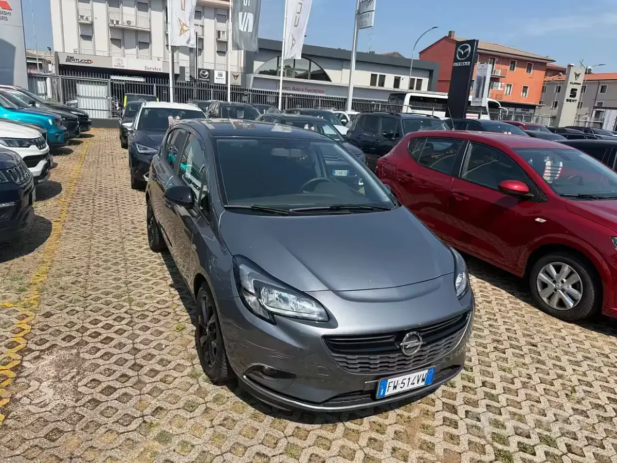 Usata Opel Corsa 90 CV (66 kW) 2019 Grigio Utilitaria