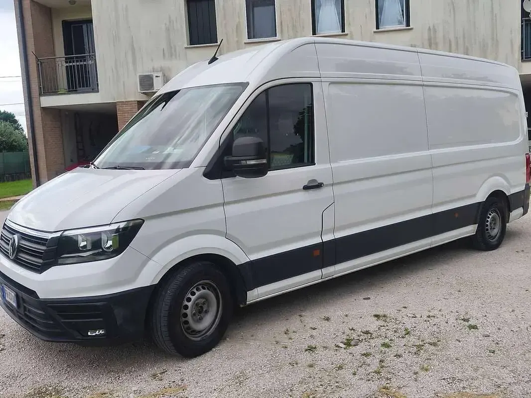 Usata VW Crafter 140 CV (102 kW) 2018 Bianco Furgone