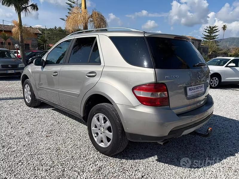 Usata Mercedes ML320 224 CV (164 kW) 2005 SUV