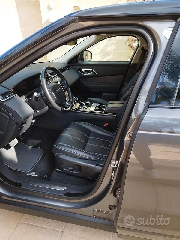 Usata Land Rover Range Rover Velar 240 CV (176 kW) 2019 Grigio SUV