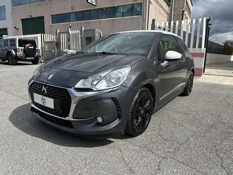 Usata Citroën DS3 Chic 70 CV (51 kW) 2015 Grigio Berlina