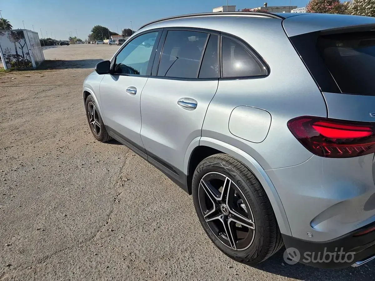 Nuova Mercedes GLA200 Advanced 150 CV (110 kW) 2026 Grigio SUV